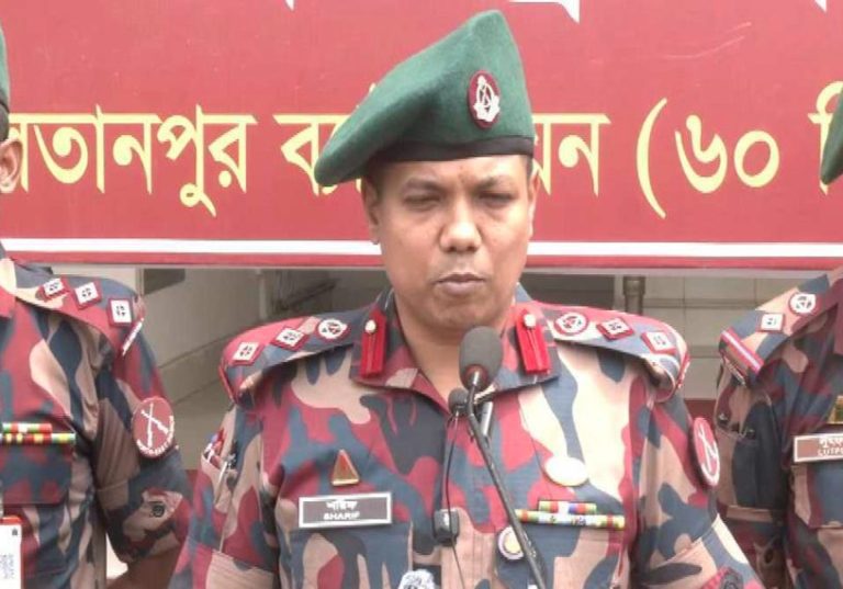 কসবা সীমান্তে লাশের ওপর দাঁড়িয়ে বিজিবির দায়মুক্তির অভিনব বয়ান!