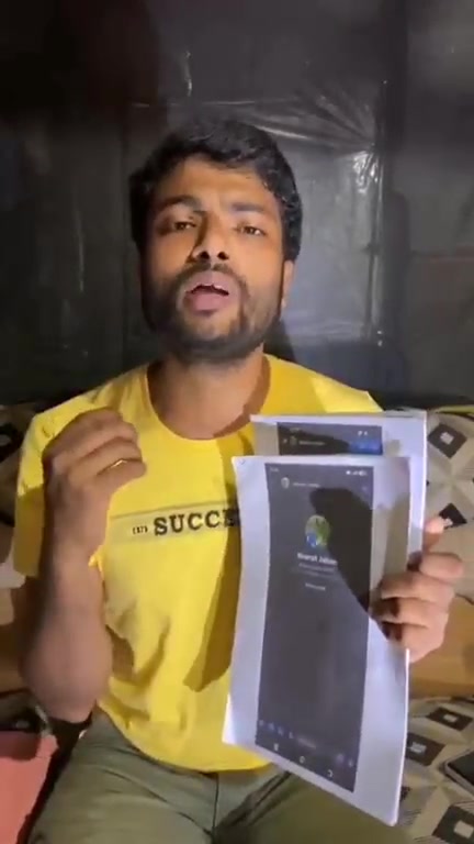 কসবায় স্কুলশিক্ষিকাকে অপহরণচেষ্টার অভিযোগ: ফেসবুক লাইভে অস্বীকার করে পাল্টা দাবি অভিযুক্ত জিন্নার, তদন্তের অপেক্ষায় পুলিশ